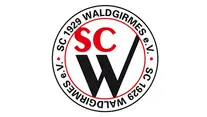 Logo des SC Waldgirmes: Kreisförmiges Design mit roten Buchstaben „SC“ über einem schwarzen „W“ auf weißem Hintergrund. Im Rand oben und unten in bespiegelter Form steht „SC 1929 Waldgirmes e.V.“ in Schwarz-Rot.